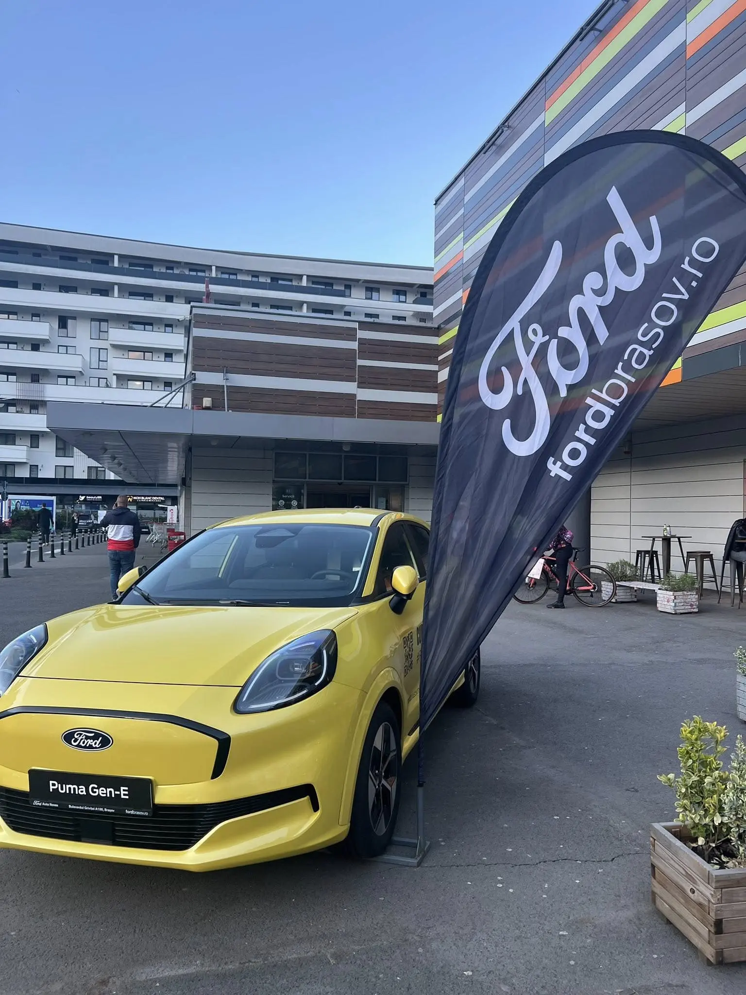 Steag personalizat Produse publicitare expoziții, conferințe și evenimente Gamma Print Tipografia Gamma Print Brasov | Tipografia Gamma Print | Tipografie Brasov | Produse promotionale |